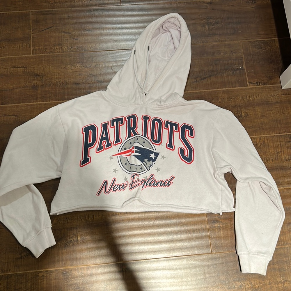 New England patriots cropped hoodie